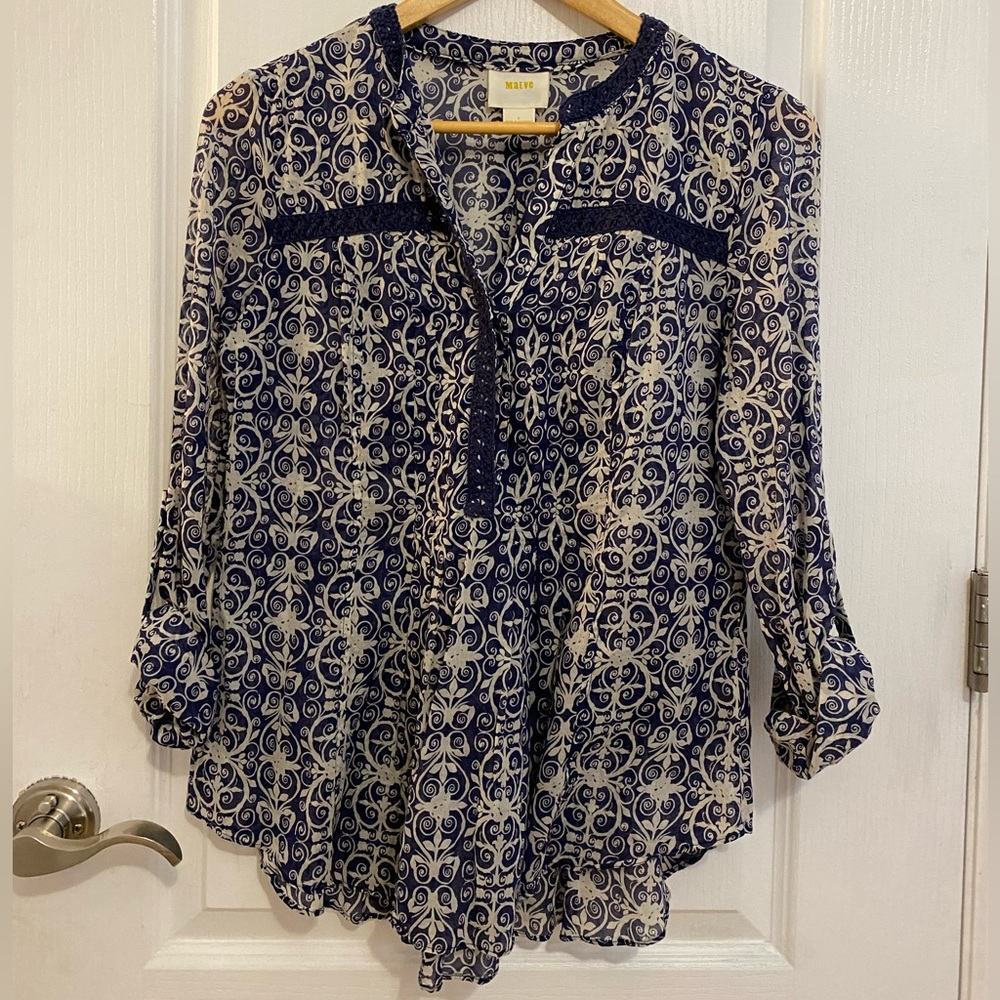 Maeve by Anthropology Blouse with Blue and White Print 100% Cotton